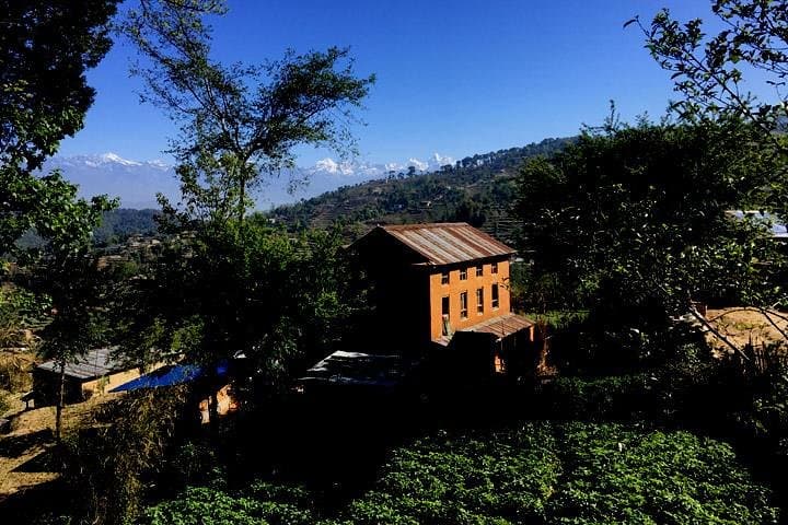 Trail view on the Nagarkot to Changu Narayan descending hike, Bhaktapur Nepal