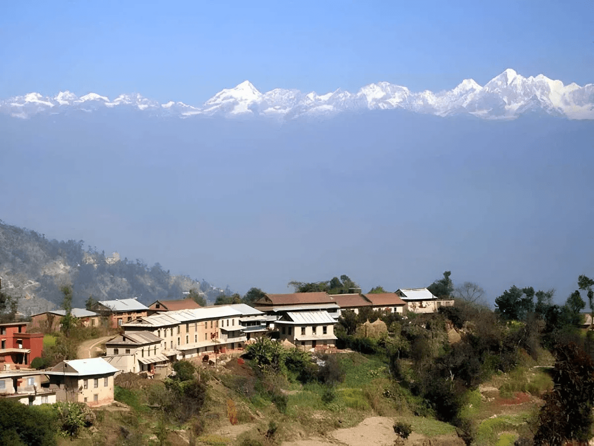 Valley rim trail between Nagarkot and Dhulikhel with Himalayan range visible to the north